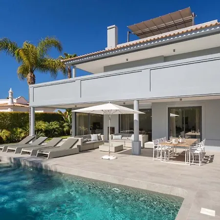 Sleeps 8 With Pool Air Con And Wifi Villa *